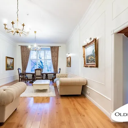 Vene 19 Heritage With Sauna شقة *